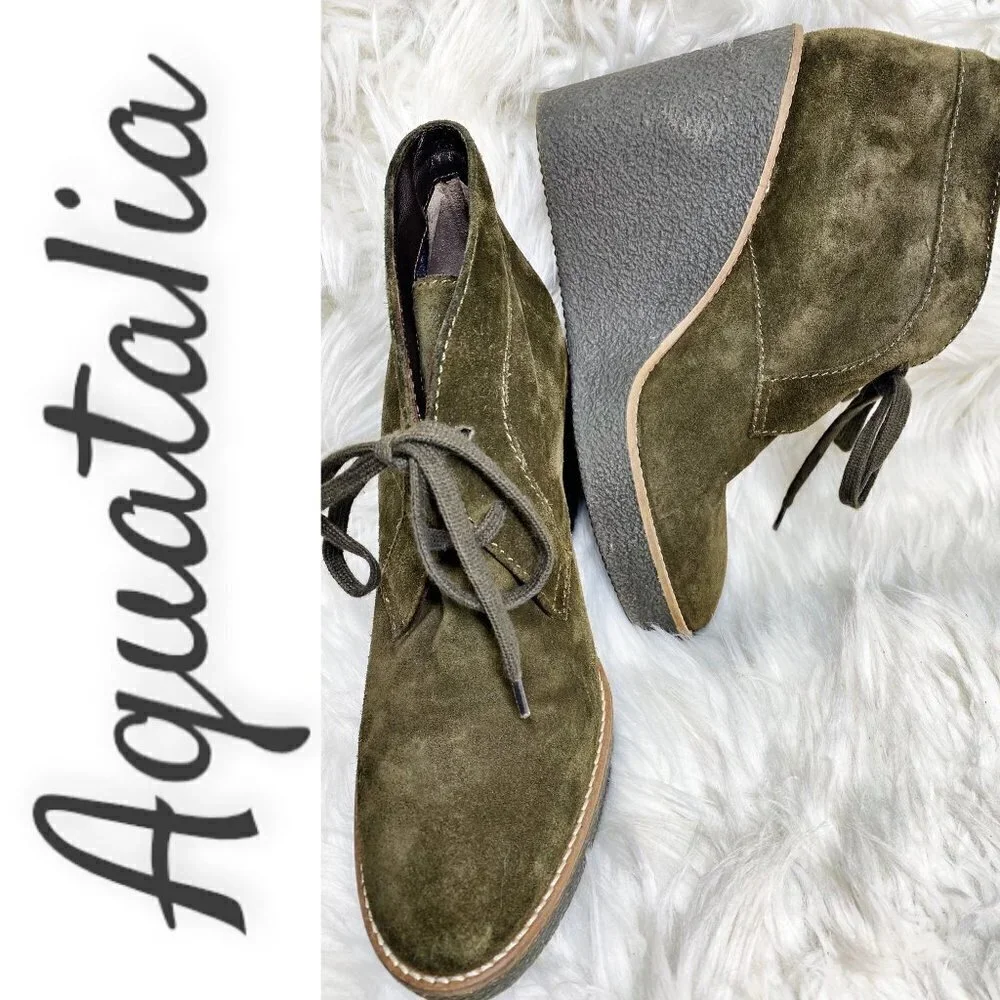 AQUATALIA Vianna Weatherproof Moss Green Suede Wedge Bootie, Size 8
